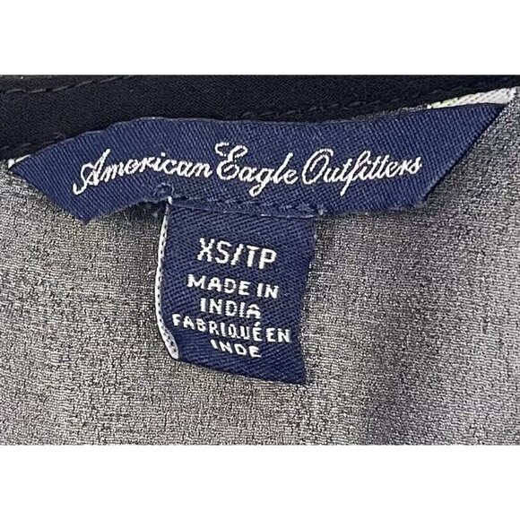 AMERICAN EAGLE OUTFITTERS Womens XS Black Sheer Lace S/S Button-Back BLOUSE EUC - Picture 6 of 7